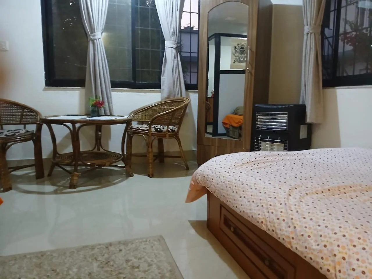 Bakhundole Studio Retreat Jawlakhel Nepal